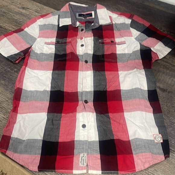 2 buffalo David bitton shirts - Picture 7 of 12